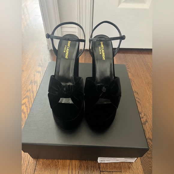 Saint Laurent Bianca suede platform sandal - Picture 1 of 4